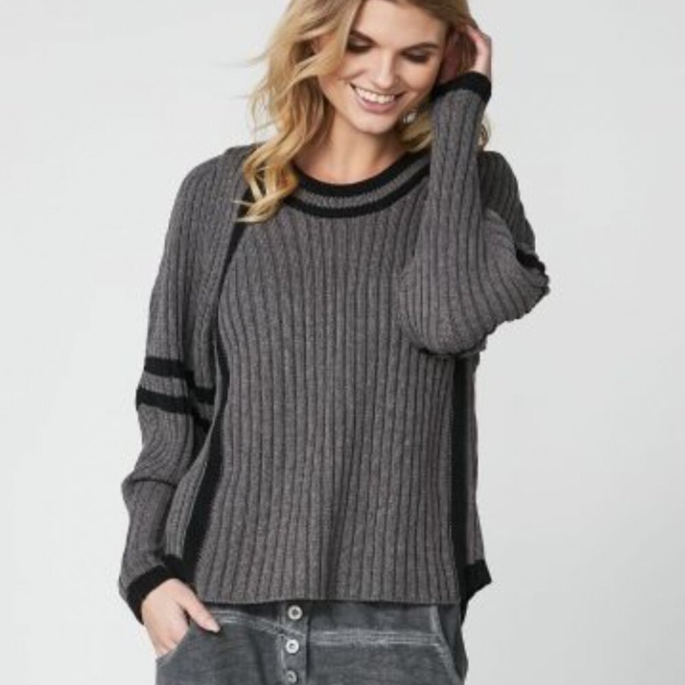 NU DENMARK Women Small Ruthy Grey and Black Puff Dolman Sleeve Knit Sweater‎
